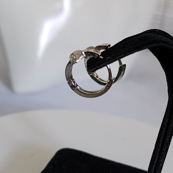 Stainless Steel Huggie Hoop Earrings Nail Ring Design - Picture 6 of 9